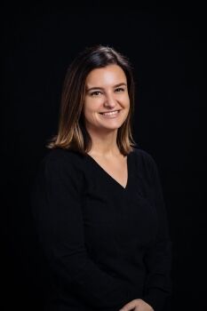 Leoni Pena